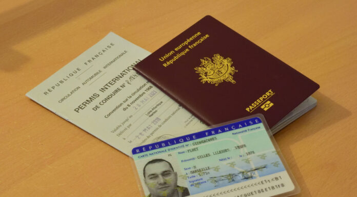 Examen Civique : Une Étape Obligatoire pour les Titres de Séjour et la Naturalisation à Partir de 2026